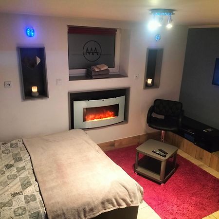 24H Gdynia Mini Apartamenty Na Kod Dostepu & Free Parking & No Keys Buitenkant foto