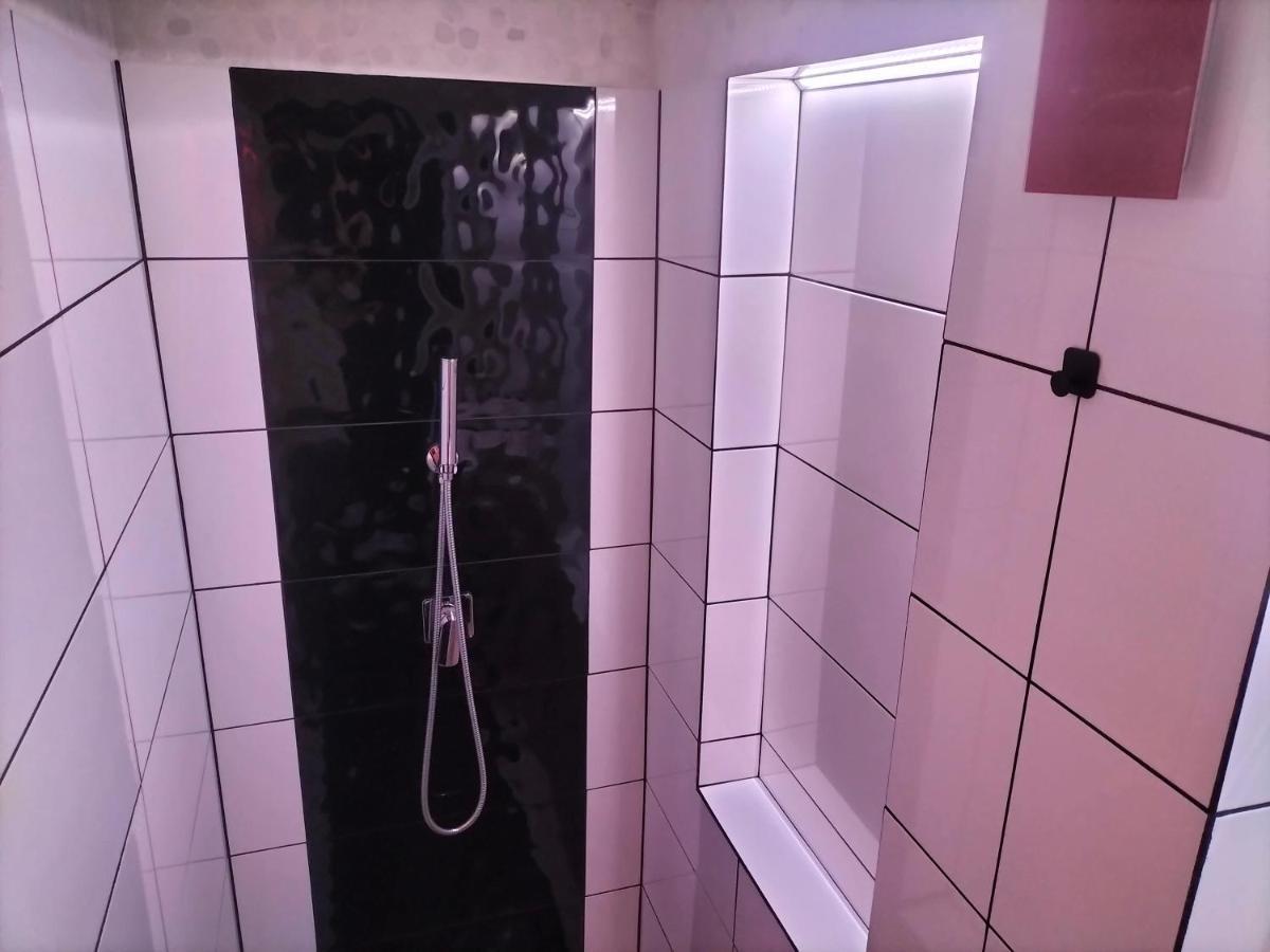 24H Gdynia Mini Apartamenty Na Kod Dostepu & Free Parking & No Keys Buitenkant foto