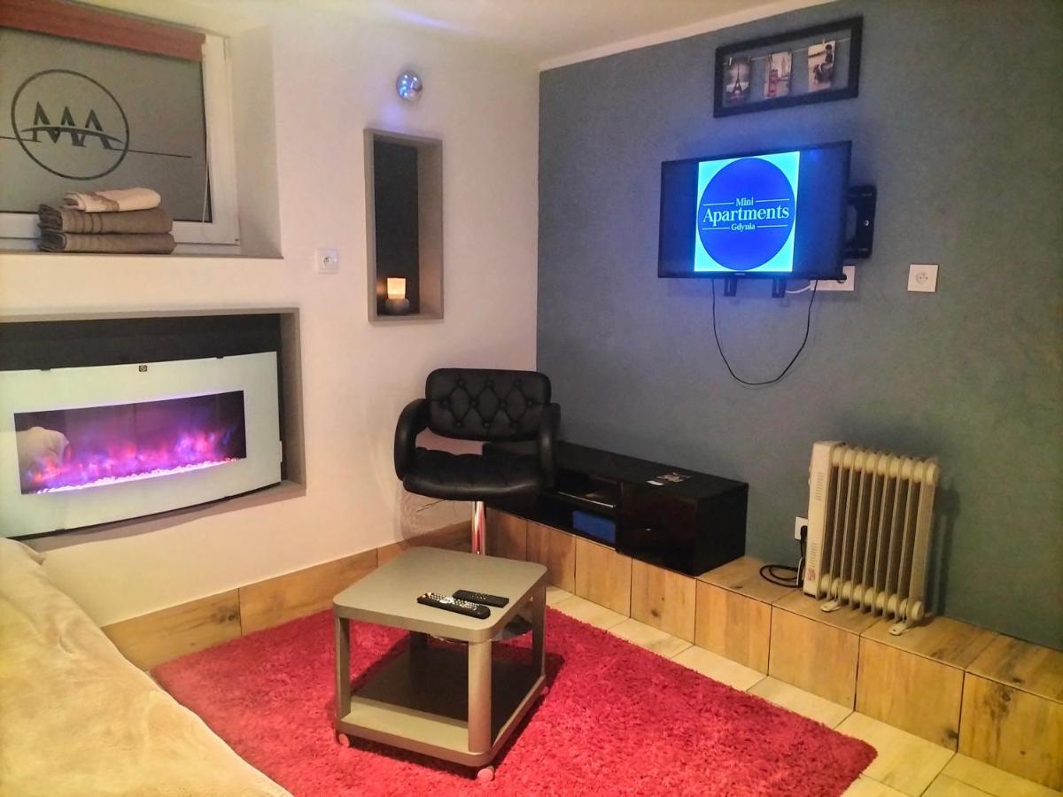 24H Gdynia Mini Apartamenty Na Kod Dostepu & Free Parking & No Keys Buitenkant foto
