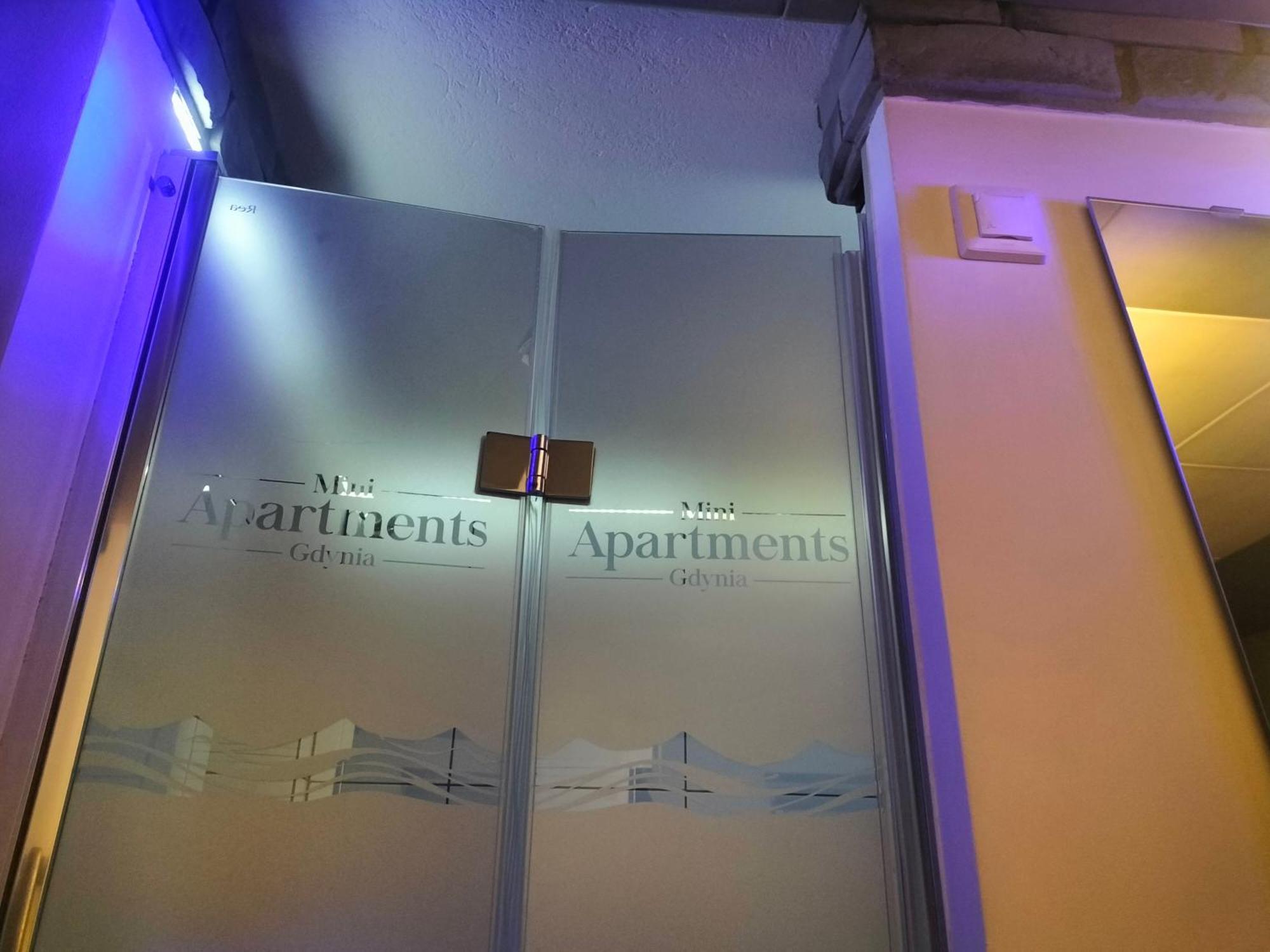 24H Gdynia Mini Apartamenty Na Kod Dostepu & Free Parking & No Keys Kamer foto